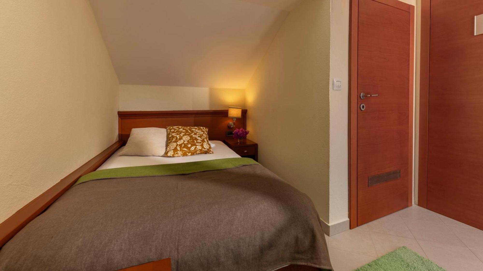 Bed&breakfast Ciao Bella Bed and Breakfast Lussingrande Esterno foto