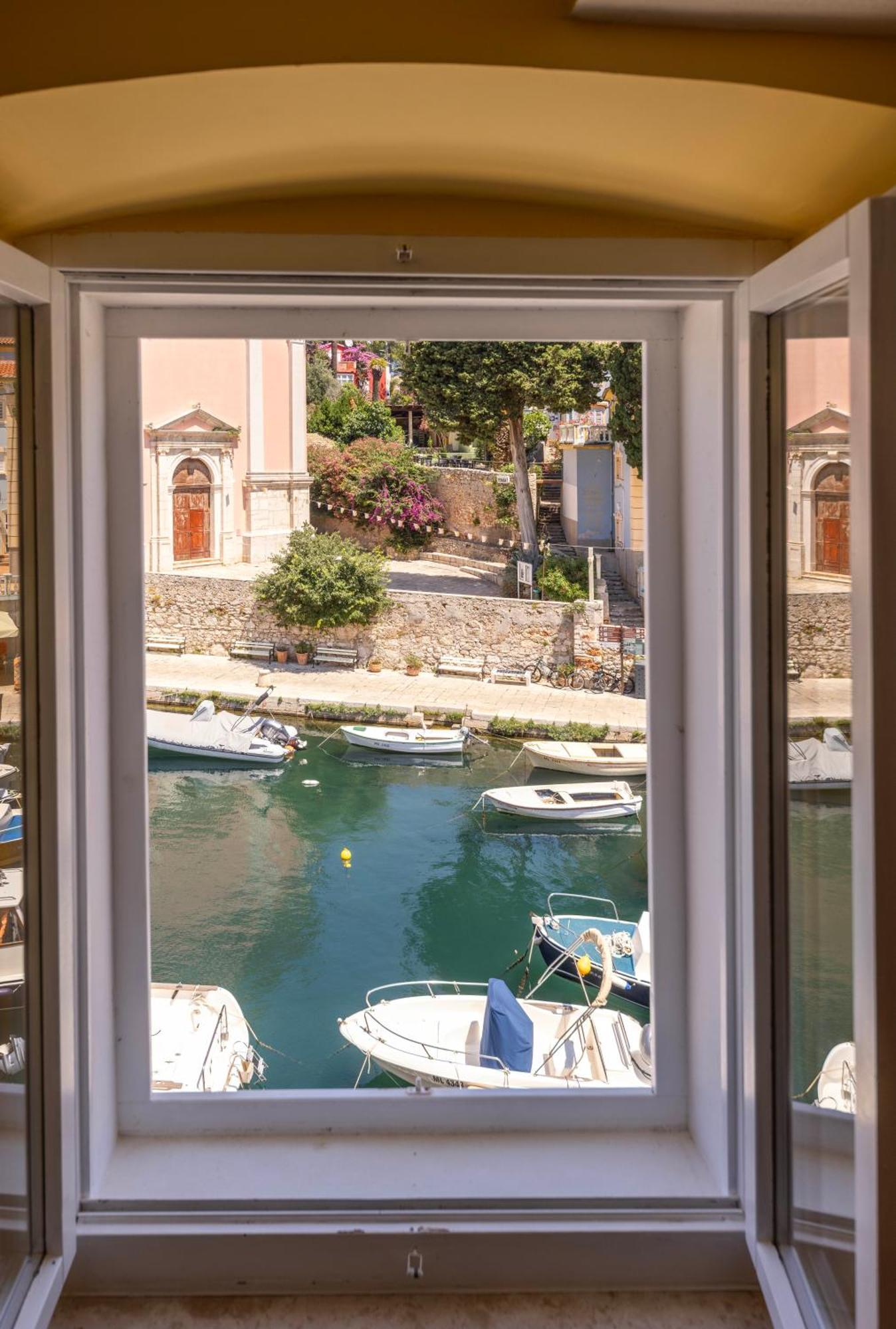 Bed&breakfast Ciao Bella Bed and Breakfast Lussingrande Esterno foto